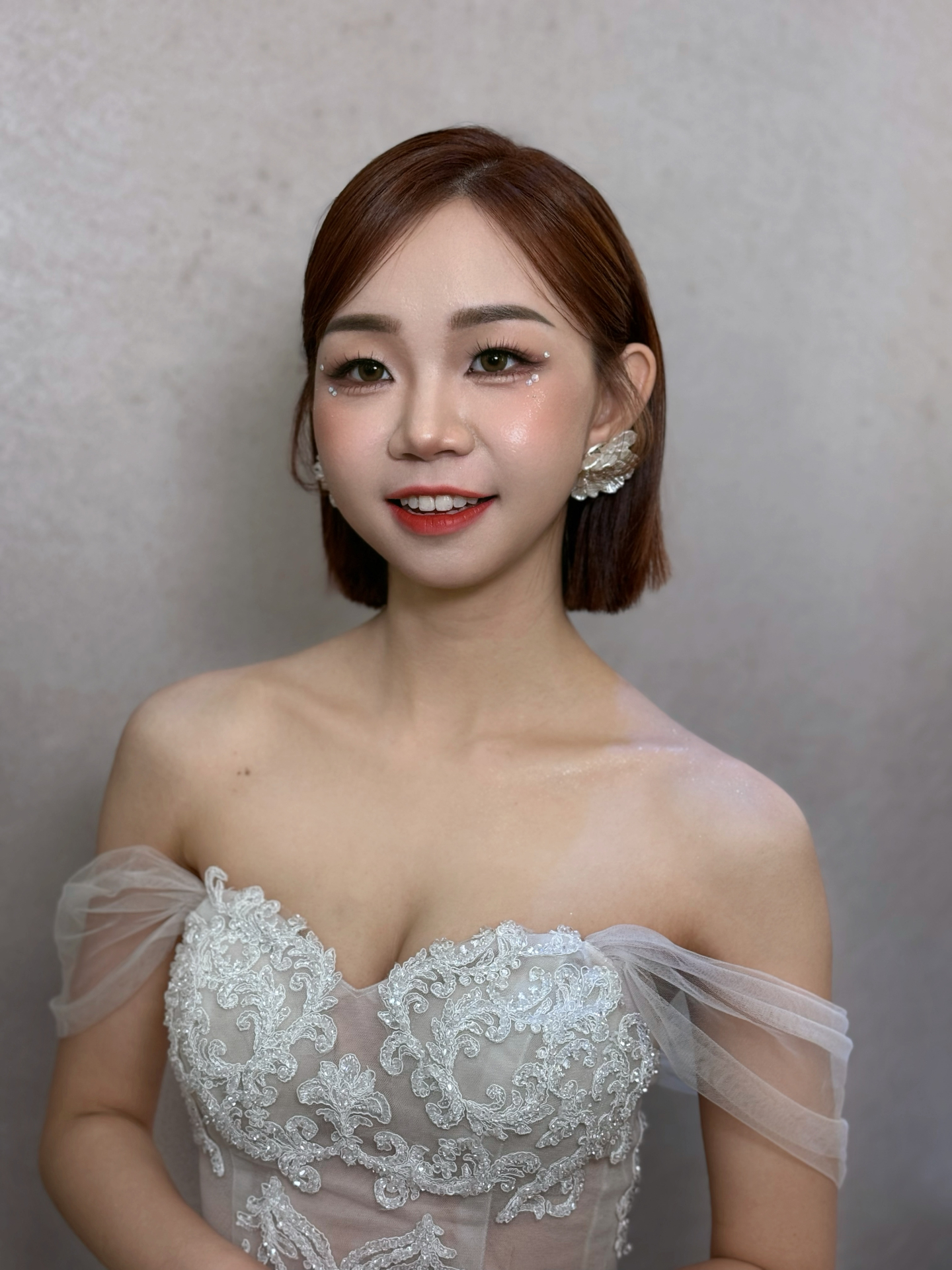 Make-up — Makeup Look 01 | Gold Lady Palace Seremban gown rental