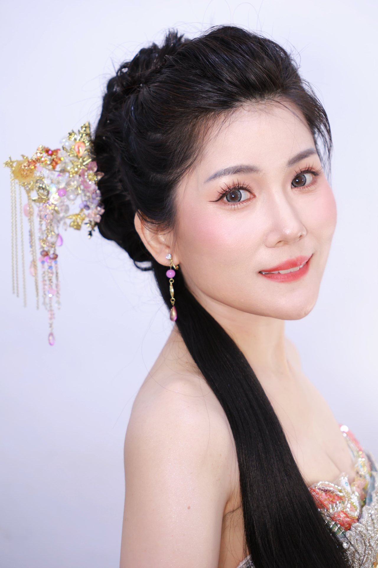 Make-up — Makeup Look 02 | Gold Lady Palace Seremban gown rental