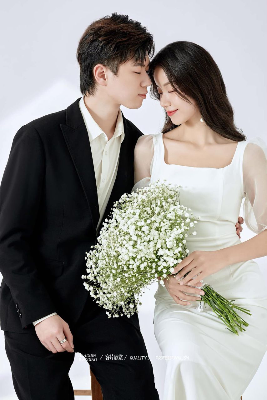 Wedding Photography — Photography Look 02 | Gold Lady Palace Seremban gown rental