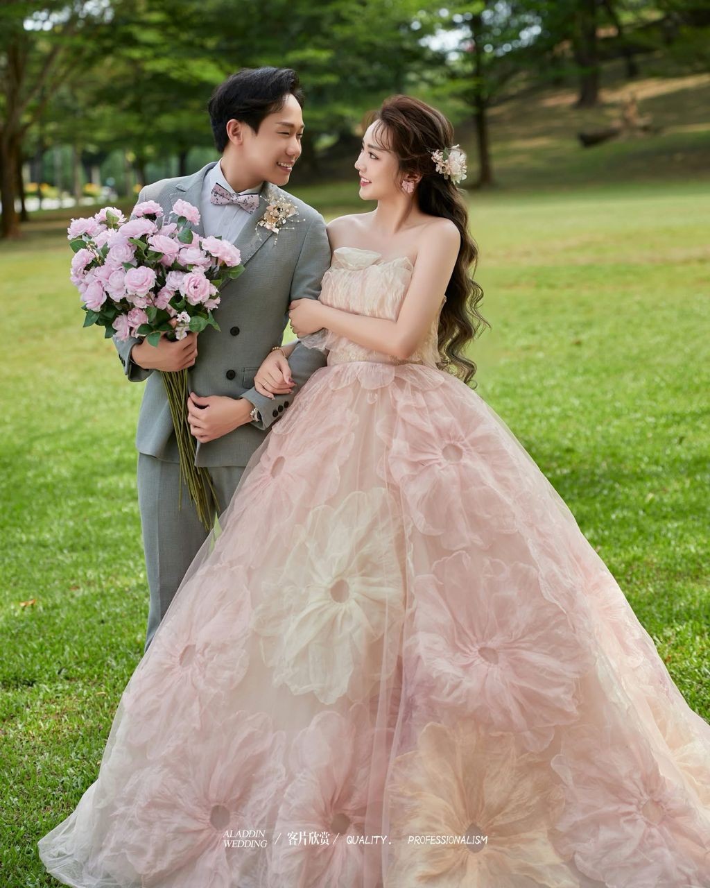Wedding Photography — Photography Look 04 | Gold Lady Palace Seremban gown rental