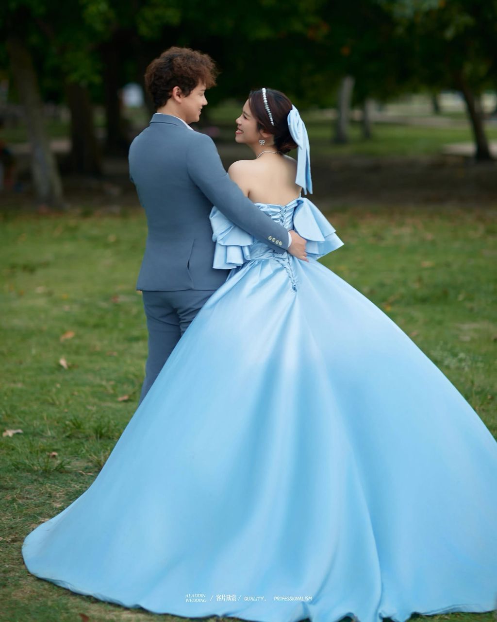 Wedding Photography — Photography Look 05 | Gold Lady Palace Seremban gown rental